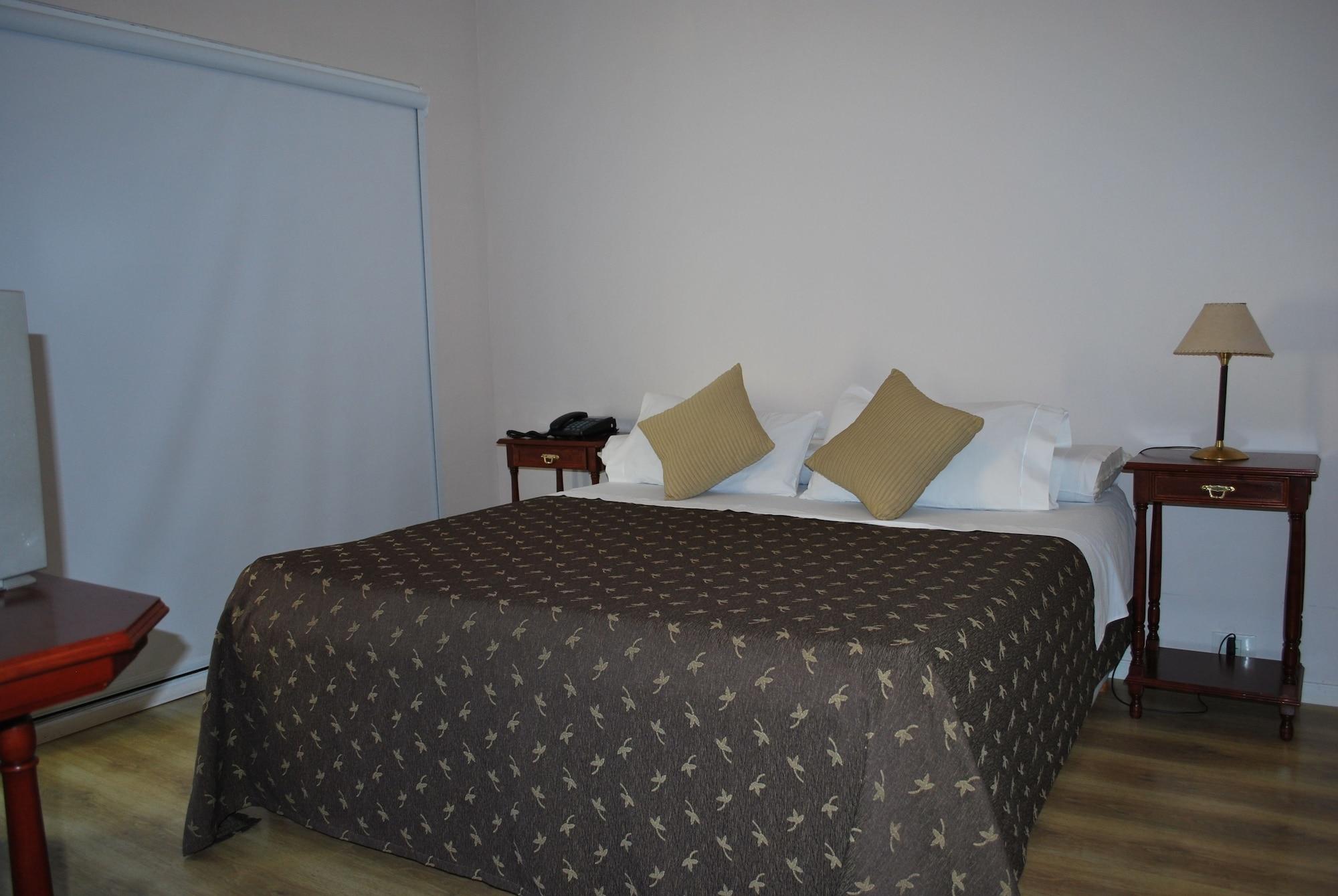 Hotel Gran Madryn プエルト・マドリン エクステリア 写真